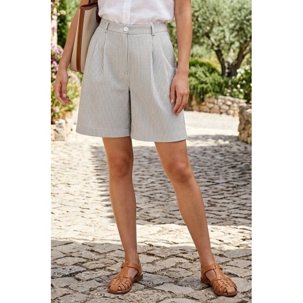 Garnet Hill Seersucker Striped Pleated Shorts Women's 12 Green White USA Coastal